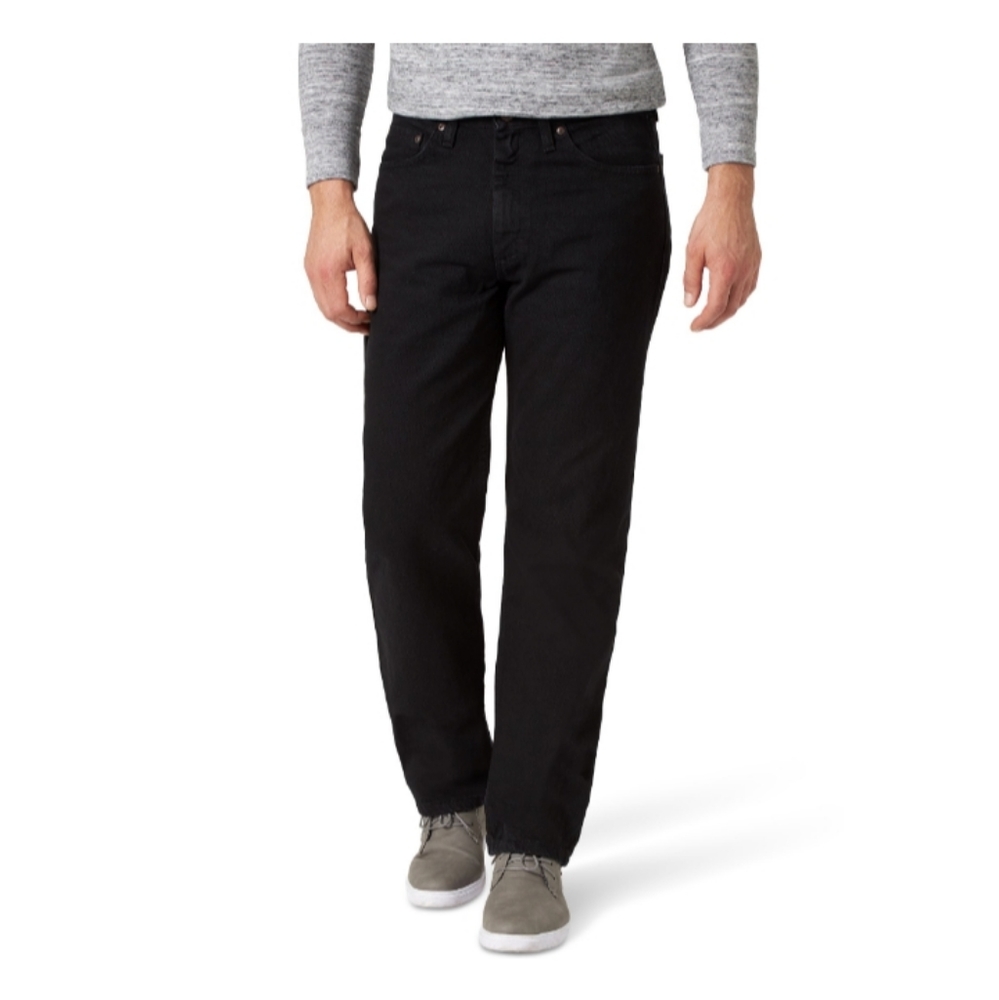 NWT Mens Wrangler Relaxed Fit Jeans